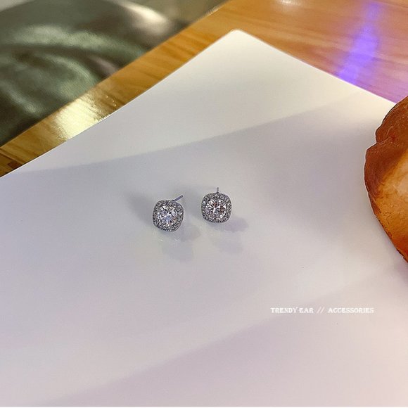 Last Pair💕Zircon Stone Stud Earrings - Picture 4 of 10